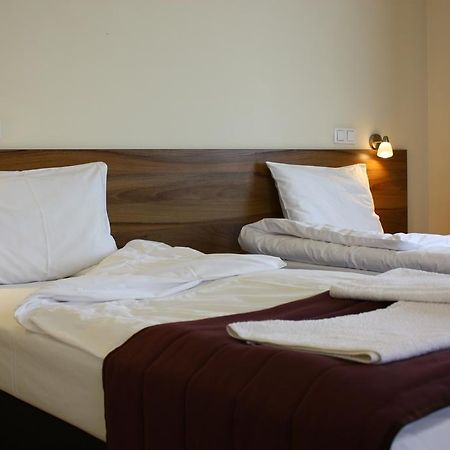 Hotel Czerniewski Varşova Dış mekan fotoğraf
